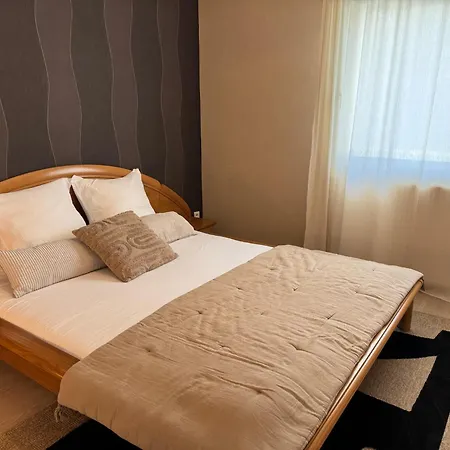 Maison Avec Jardin Proche A75 Et Centre-ville Holiday home Clermont-Ferrand