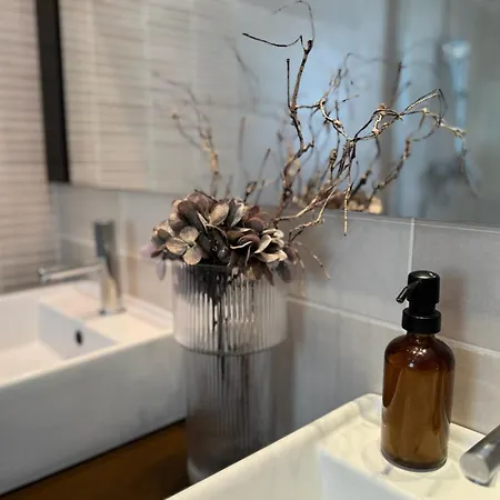 Maison Avec Jardin Proche A75 Et Centre-ville Holiday home Clermont-Ferrand
